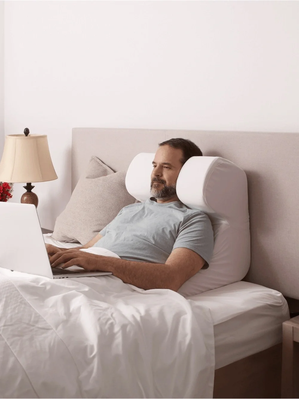 The Snorinator® Pillow, Travel Bag and Two Pillowcases